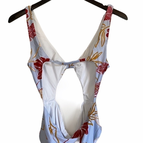 Nwt L*SPACE Kylie One Piece Paradise Classic Swimsuit 12 - Picture 9 of 13